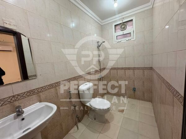 Staff Villa for Rent  Umm Salal Ali - 8