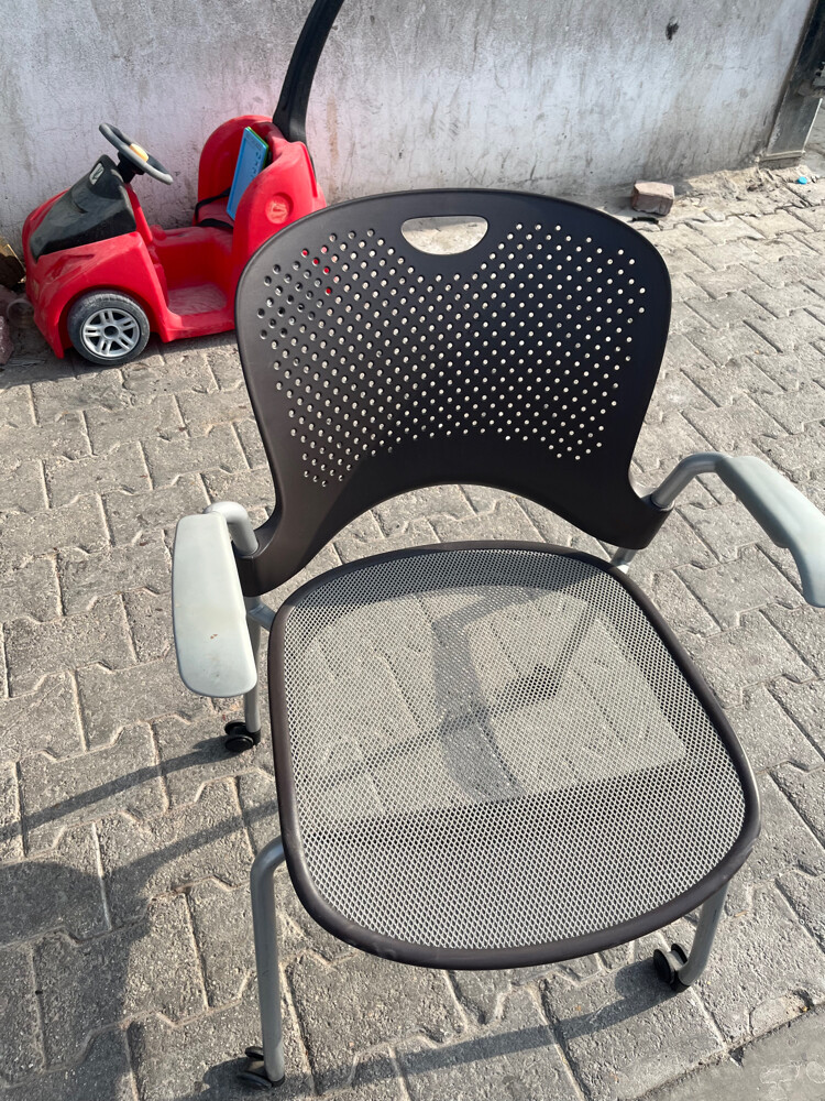 chairs  - 4