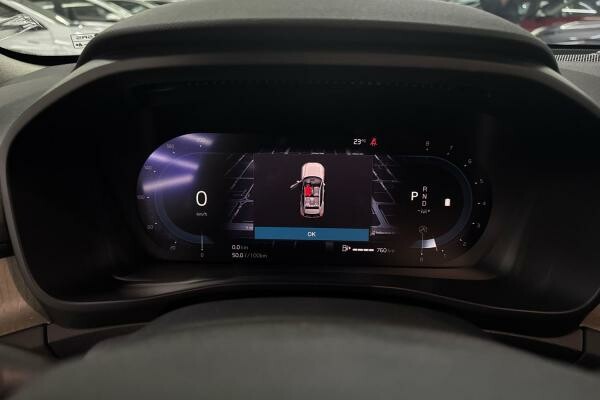 VOLVO XC40 B4ULTIMATE DARK 16321KM - 7