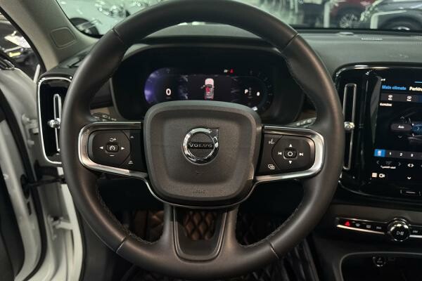VOLVO XC40 B4ULTIMATE DARK 16321KM - 5