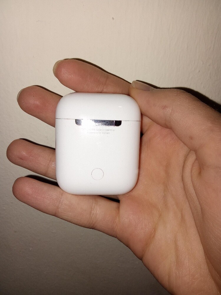 Apple Airpods 1 - 3