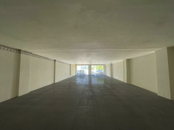 shop for Rent - 3