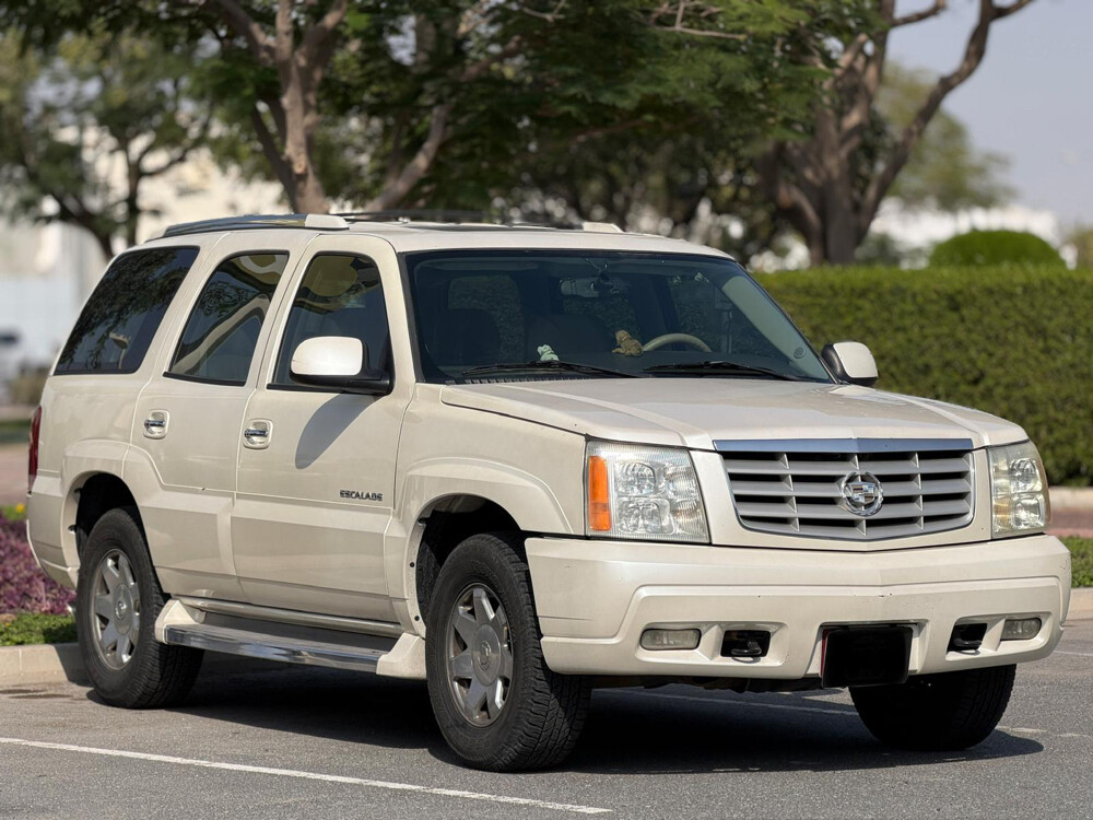Cadillac Escalade - 3