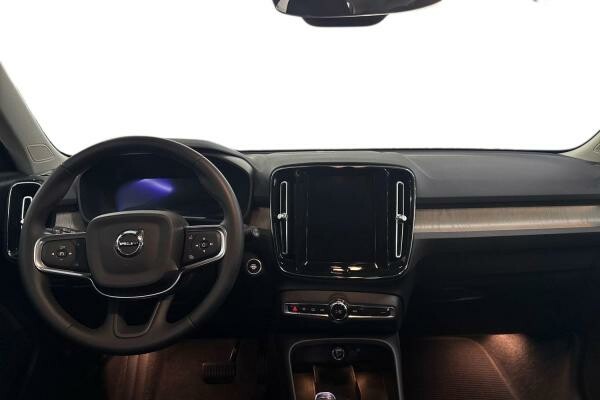VOLVO XC40 B4ULTIMATE DARK 7,754KM - 15