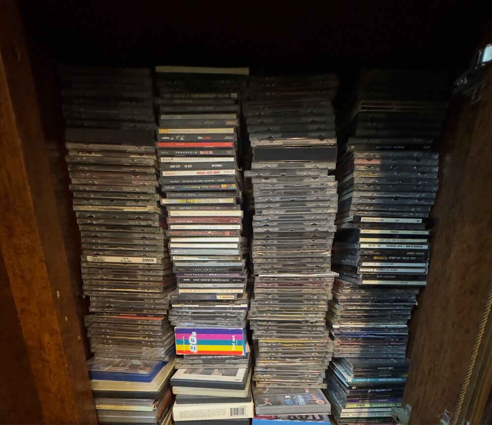 800+ old CD/DVD (songs/movies) - 4