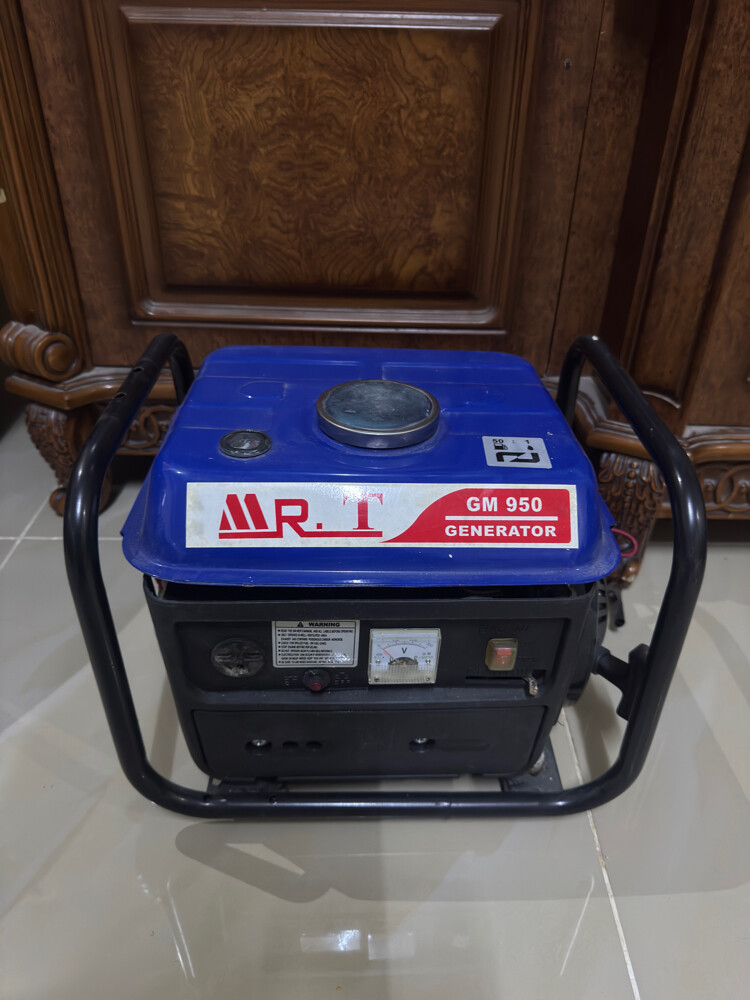 2 stroke portable generator  - 1