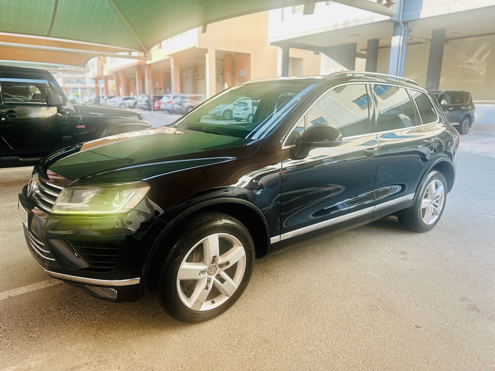 Volkswagen Touareg 2015 for Sale - 4