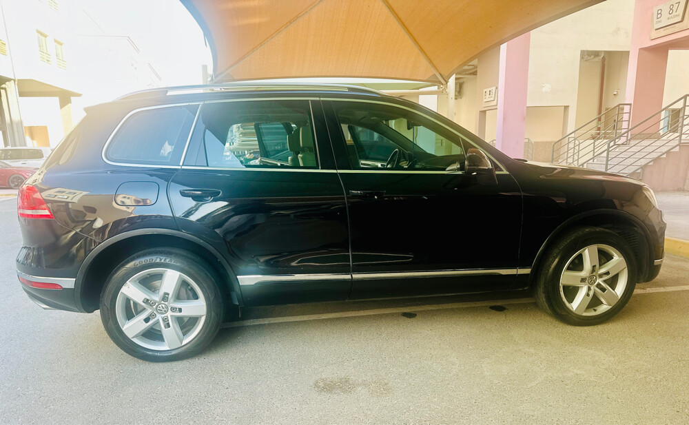 Volkswagen Touareg 2015 for Sale - 2
