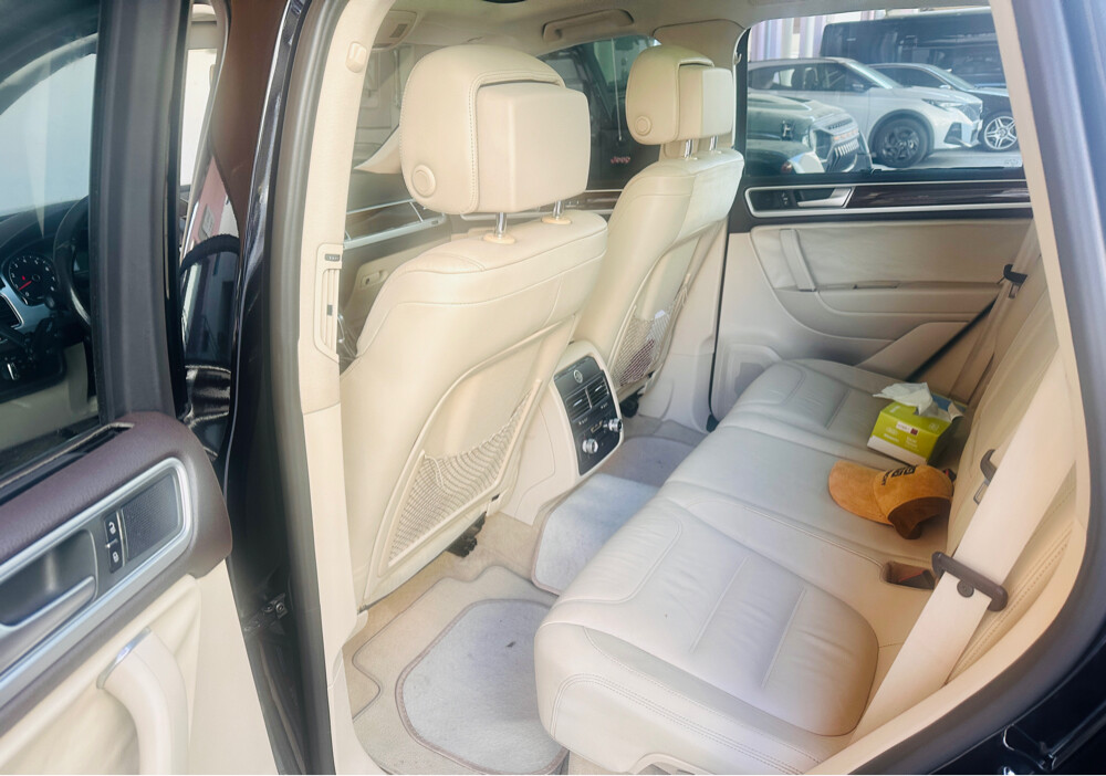 Volkswagen Touareg 2015 for Sale - 7