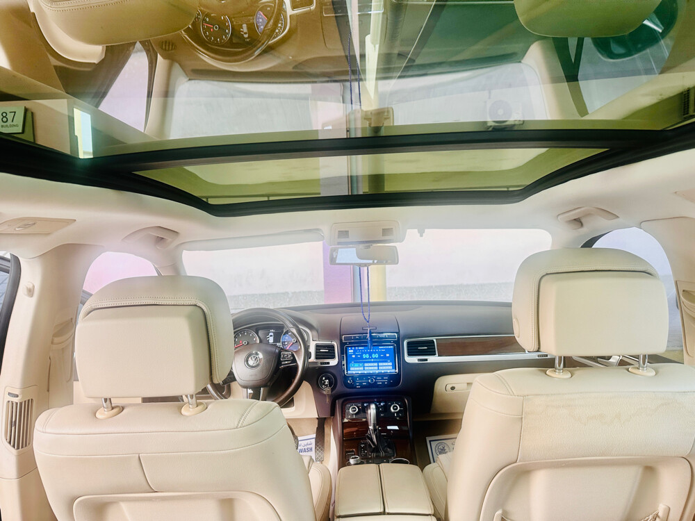 Volkswagen Touareg 2015 for Sale - 9