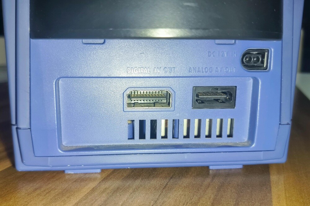 Nintendo Gamecube Model: DOL-001 US - 3