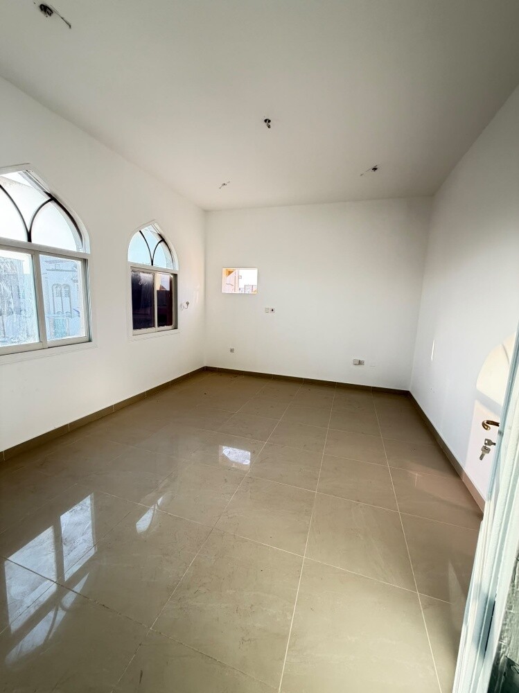 للبيع عمارة سكنية بالمنتزه - 6