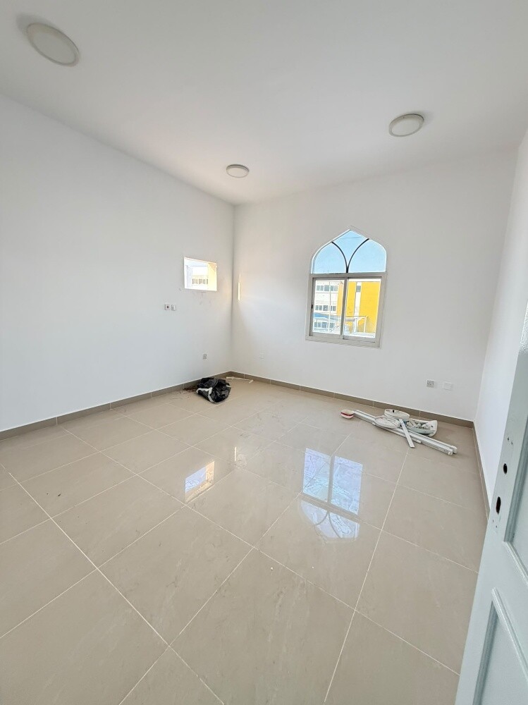 للبيع عمارة سكنية بالمنتزه - 3