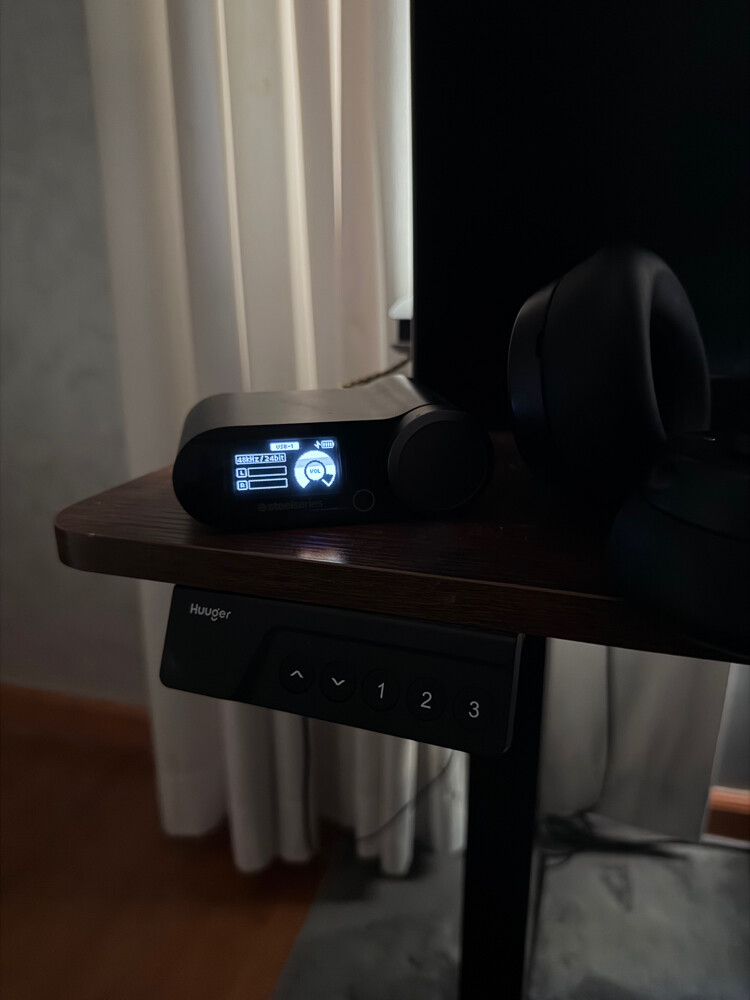 SteelSeries Arctis Nova Pro Wireles - 2
