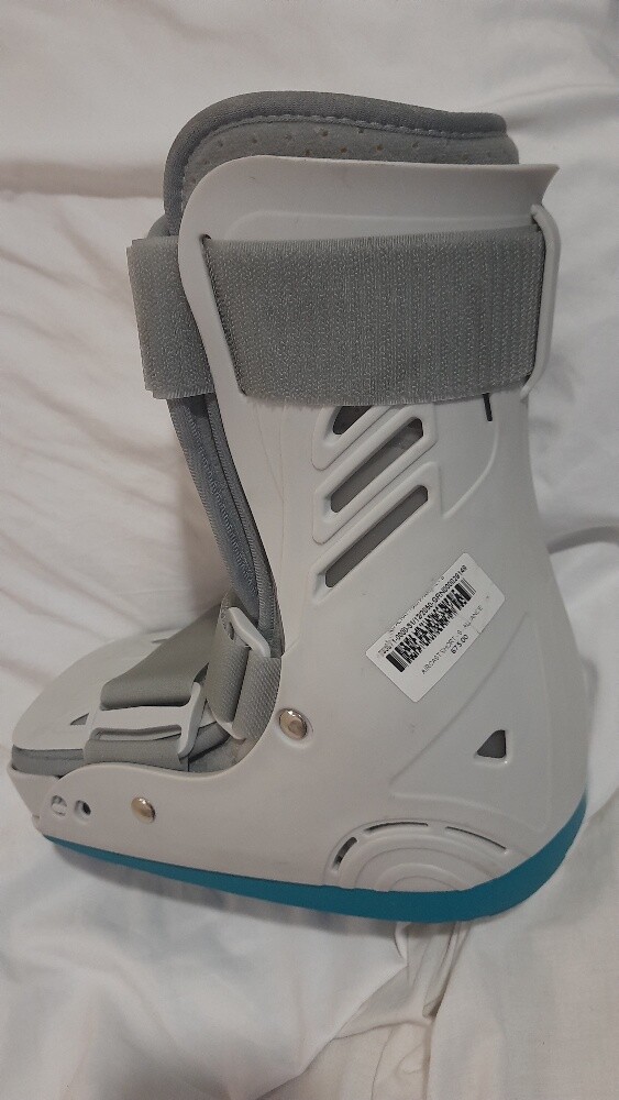 Air CAM Walker Boot - 1