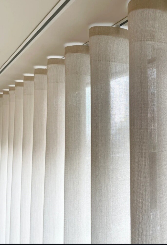 This is a new design wavy curtain - 2
