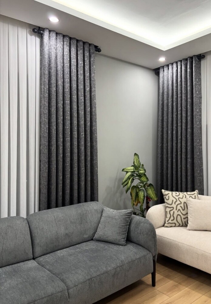 This is a new design wavy curtain - 5