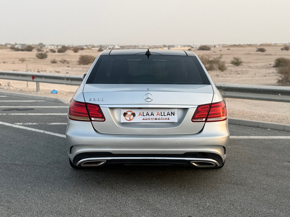 Mercedes Benz E300 - 18