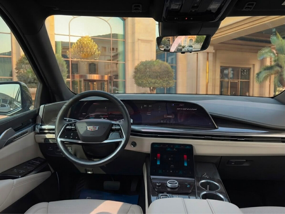 Cadillac Escalade - 6