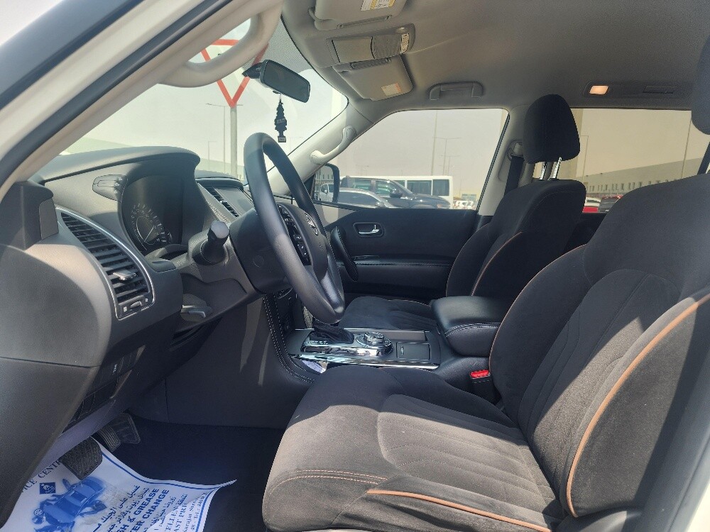 Nissan XE - 8
