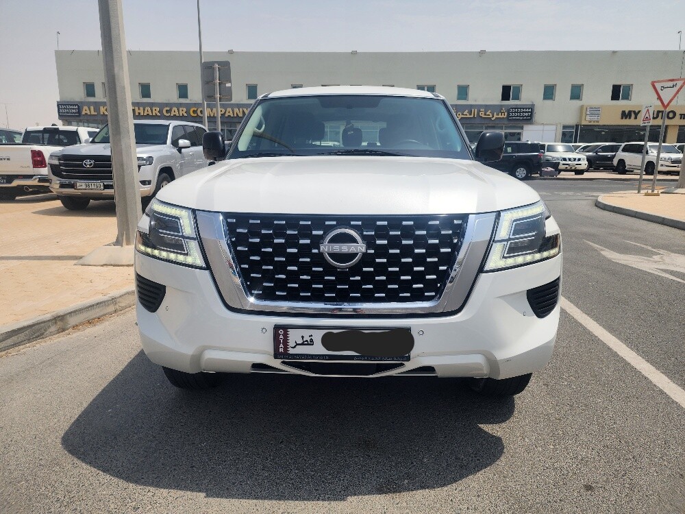 Nissan XE - 1