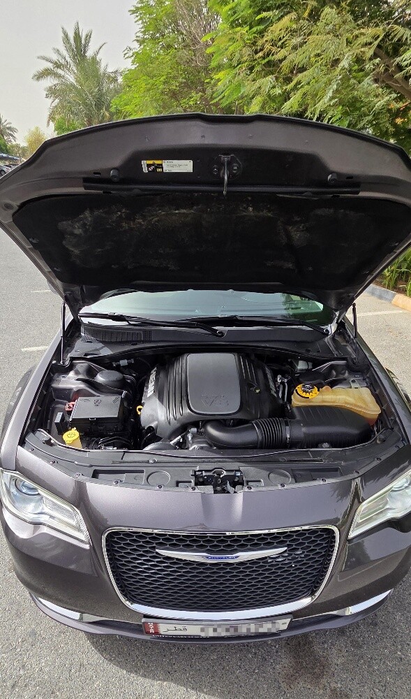 chrysler 300c 2016 full options - 6