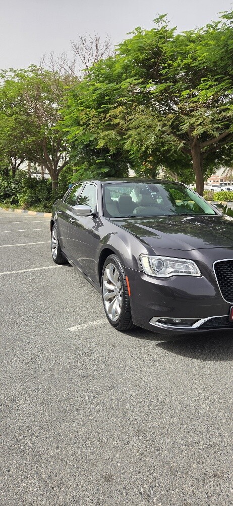 chrysler 300c 2016 full options - 2