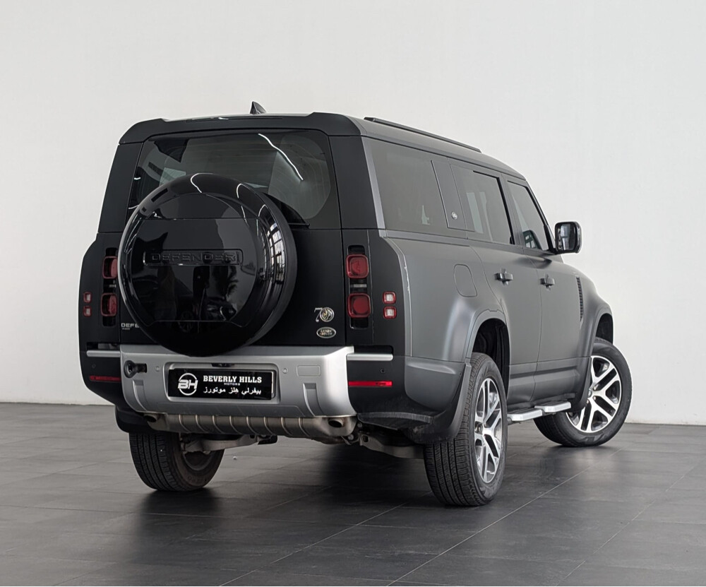 2023 Land Rover Defender 130 - 2
