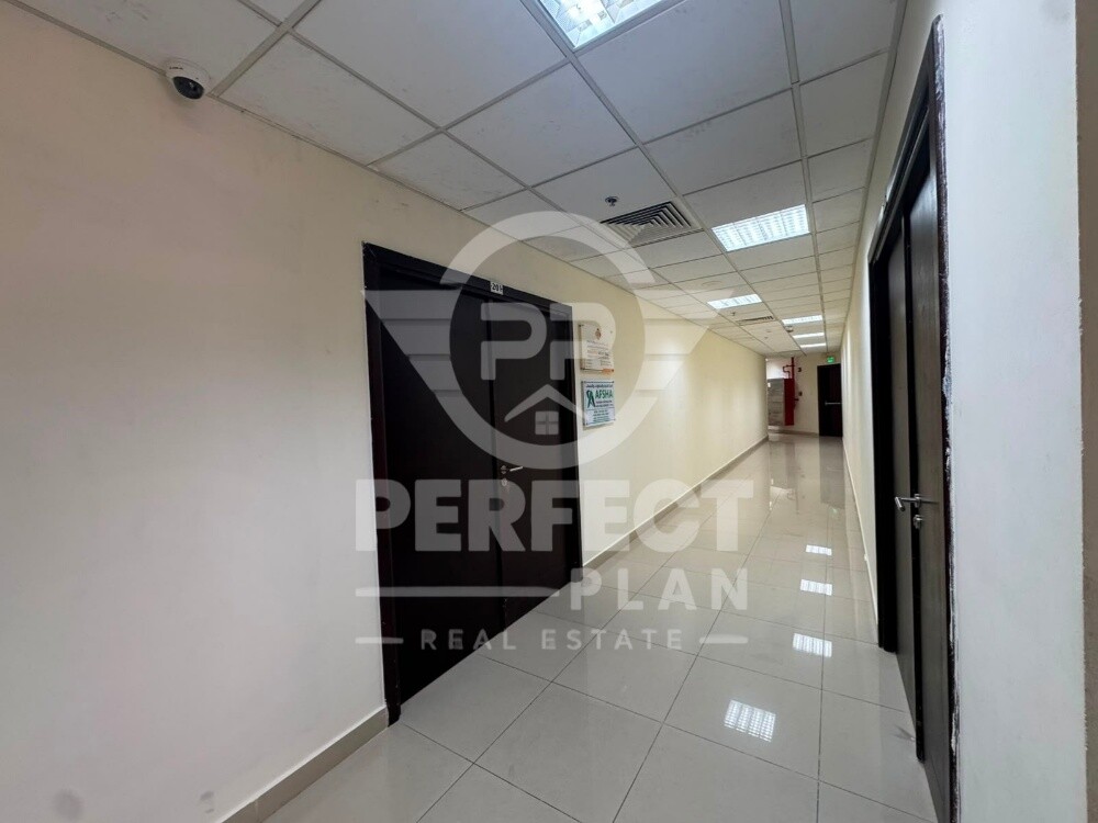 Offices for rent in Old Al Ghanim - 8