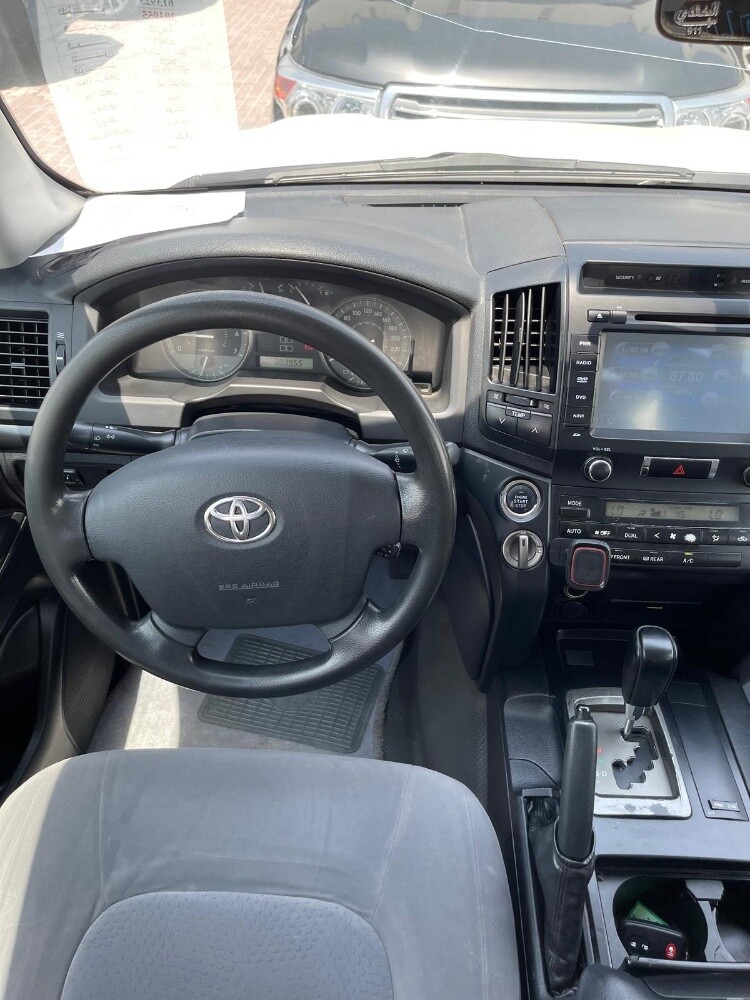 Toyota Land Cruiser G Standard 2010 - 6