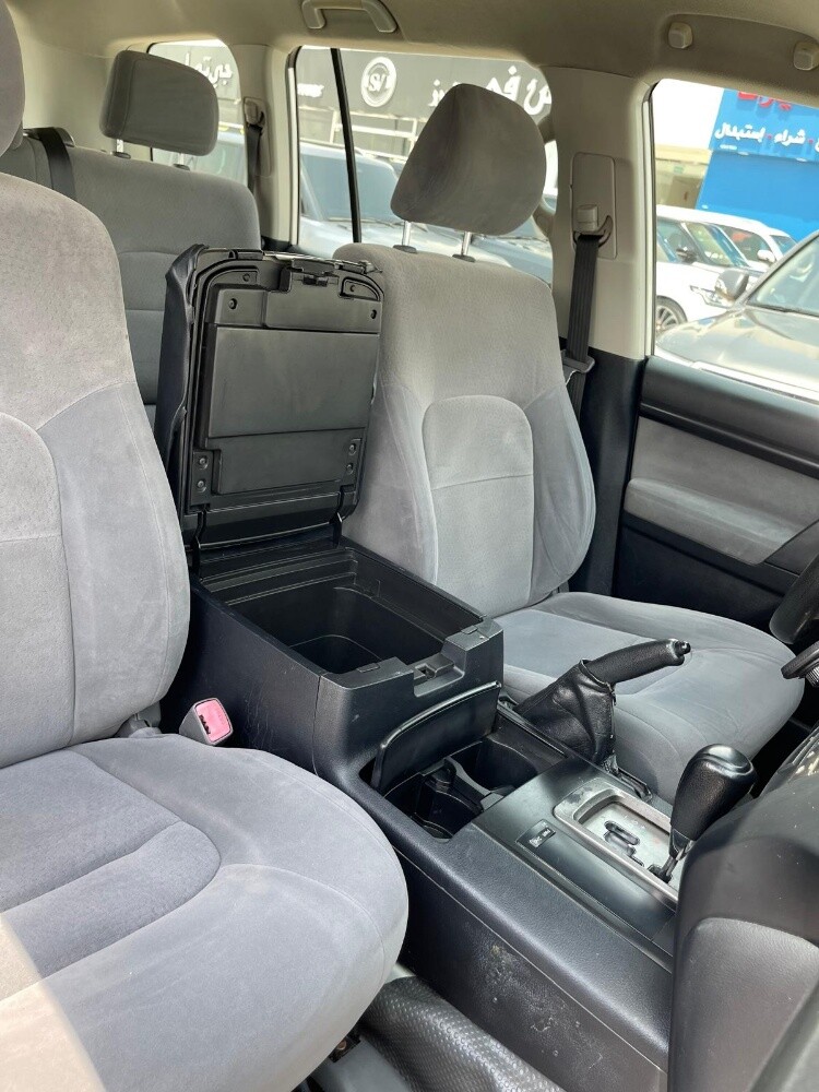 Toyota Land Cruiser G Standard 2010 - 8