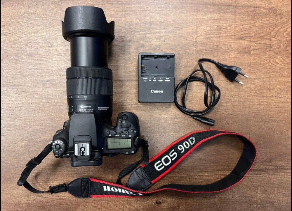 90d with 2  lenses - 1