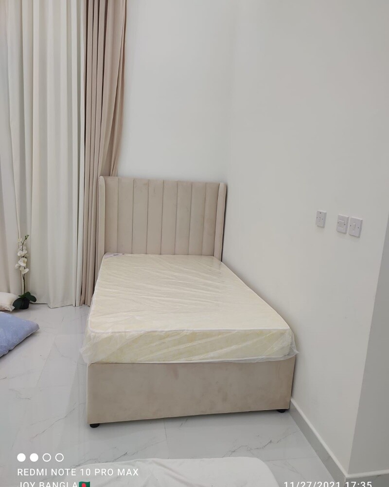 Bed or mattress available - 11