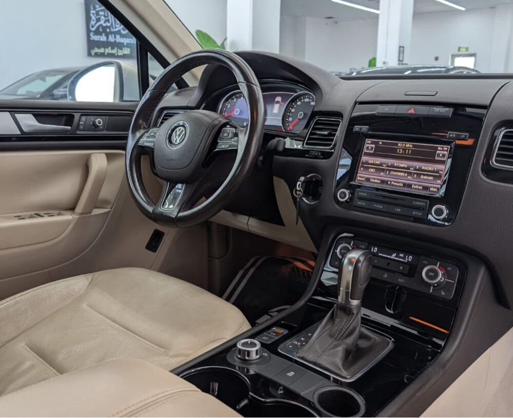 2015 Volkswagen Touareg  - 7