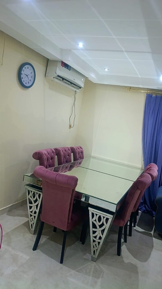 طاولة طعام كبيرة - 8