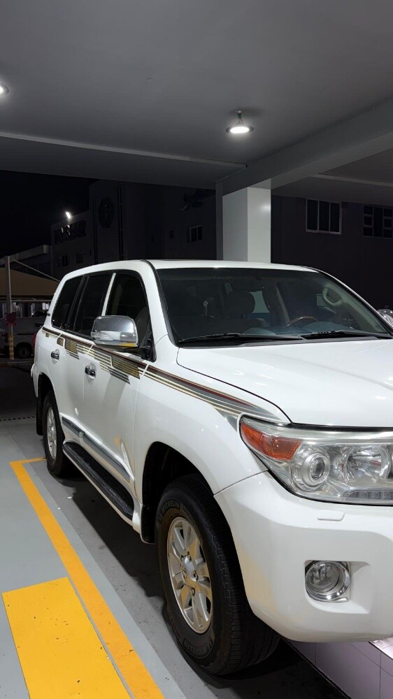 Toyota Land Cruiser GXR V8 - 2