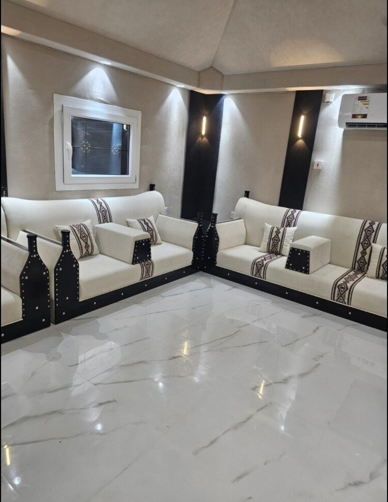 صنع أريكة جديدة بمساحة متر واحد ب - 4