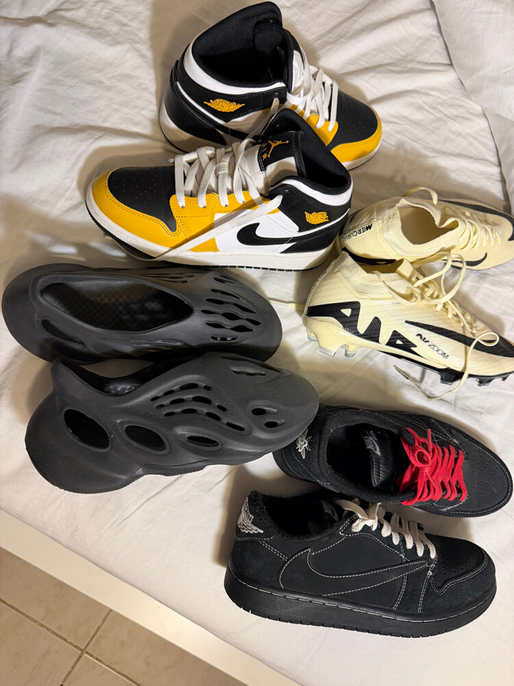 4 shoes for sale I give cheap price - 19