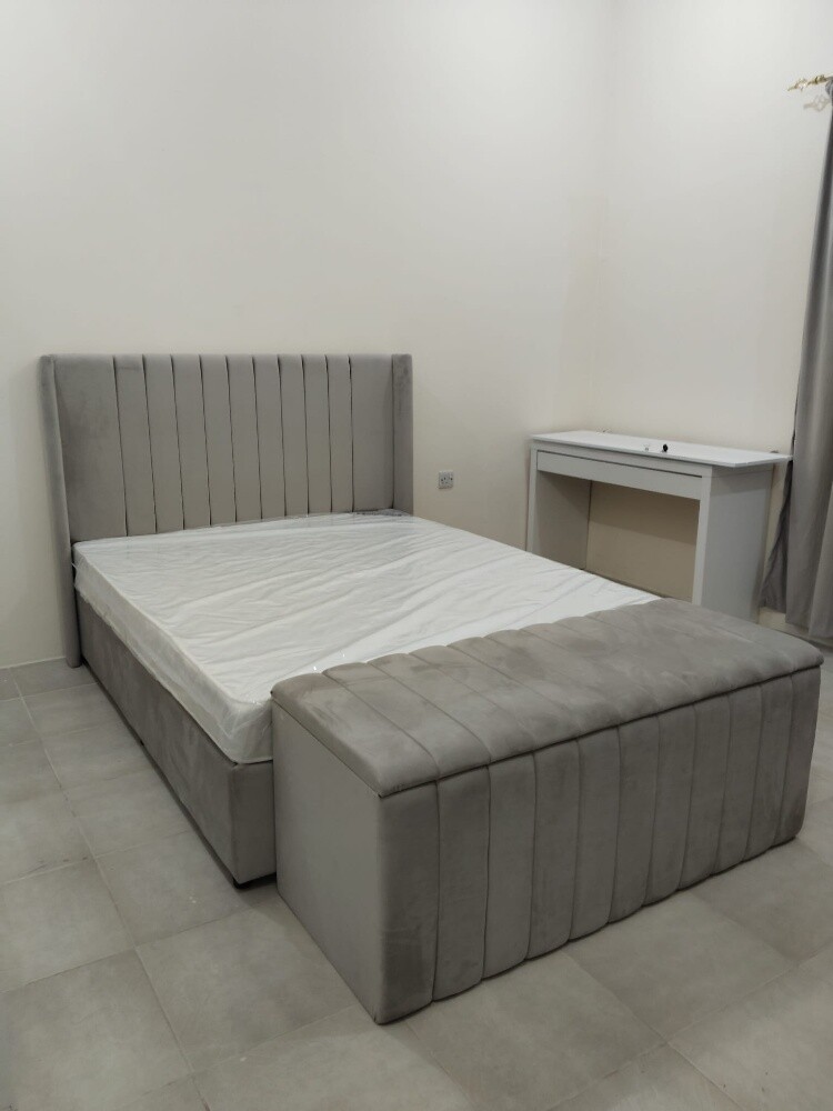 Bed or mattress available - 6