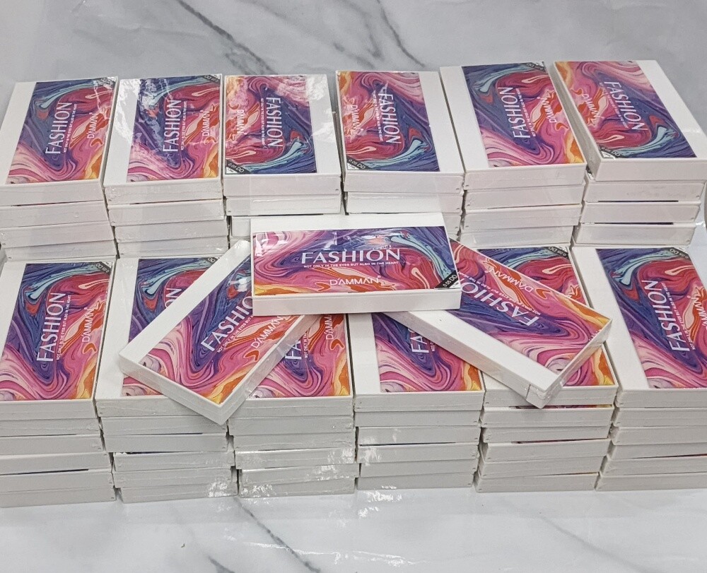 Women's Eyes Lashes - 1