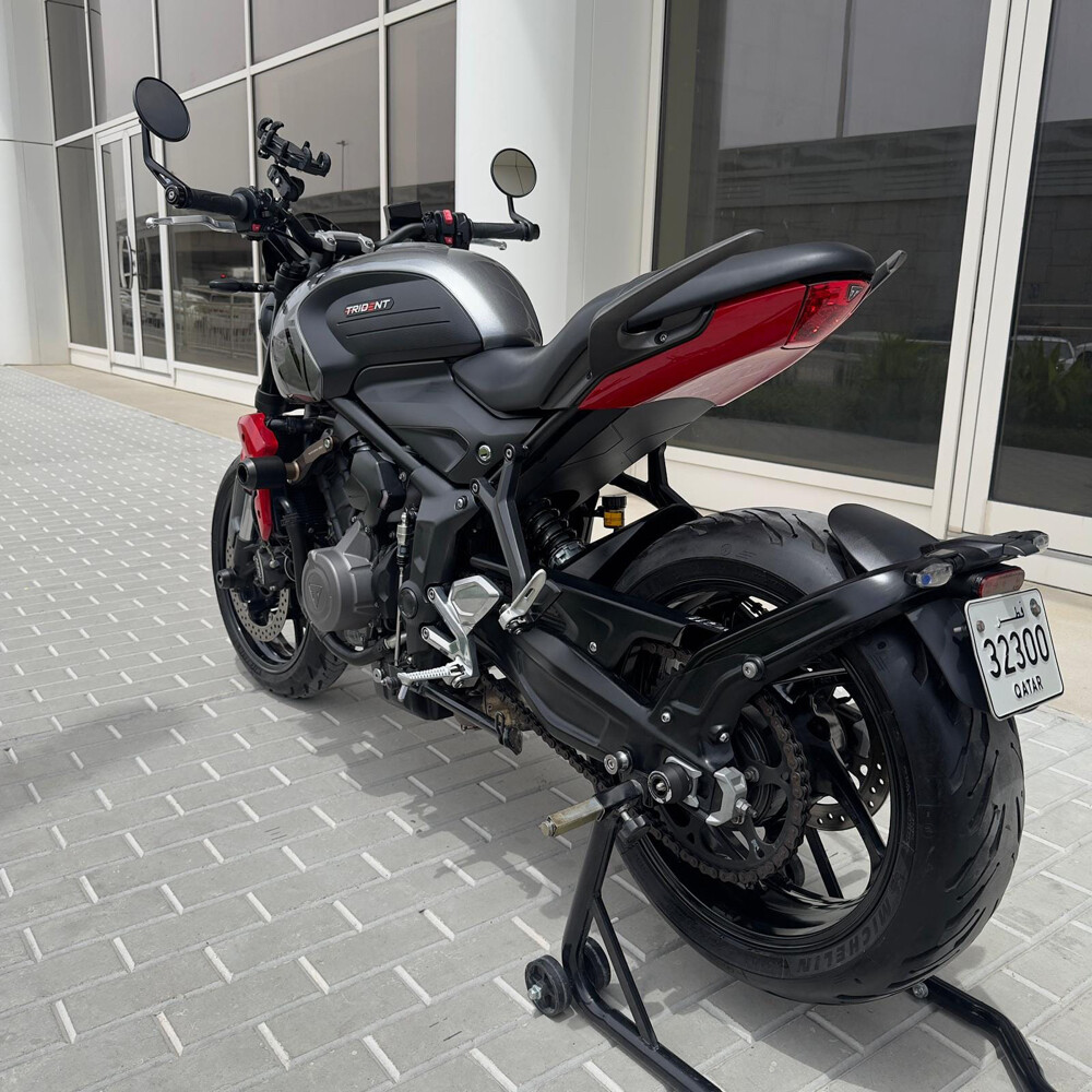 triumph trident 660 - 12