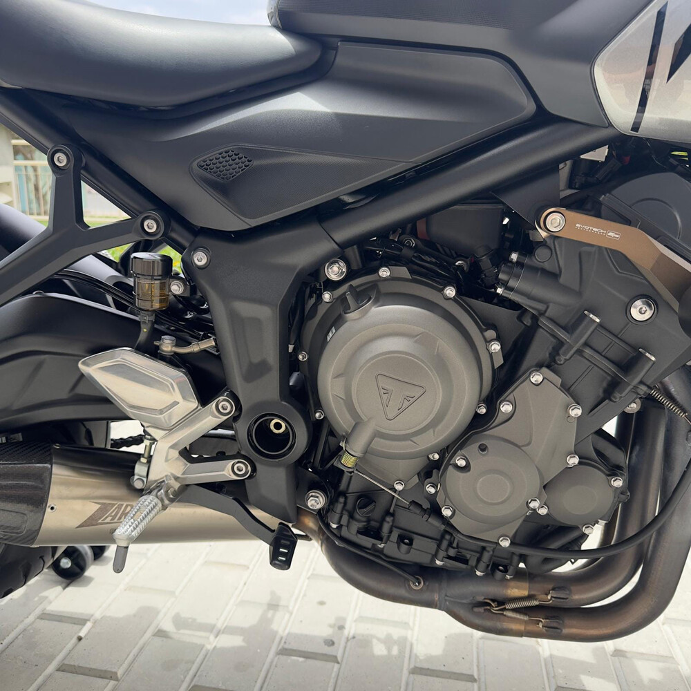 triumph trident 660 - 7