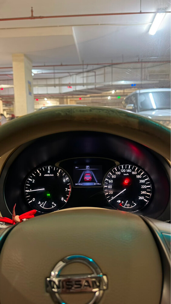 Nissan Altima - 3