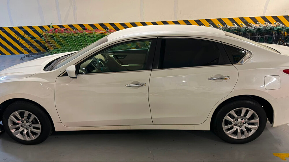 Nissan Altima - 7
