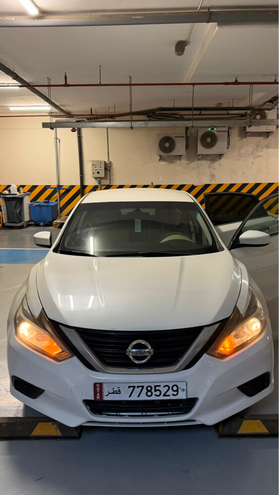 Nissan Altima - 11