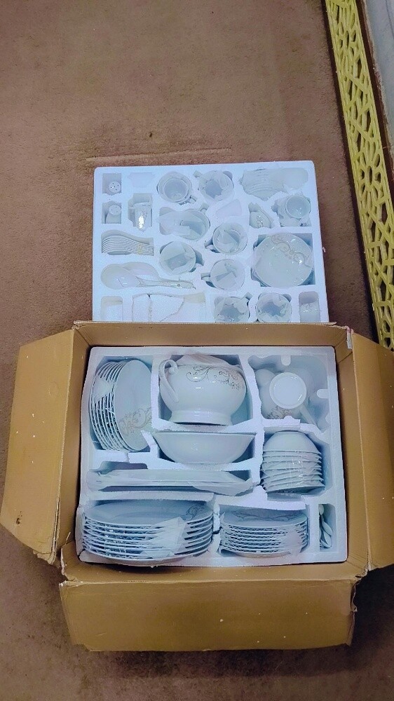Dinner set fine - 6