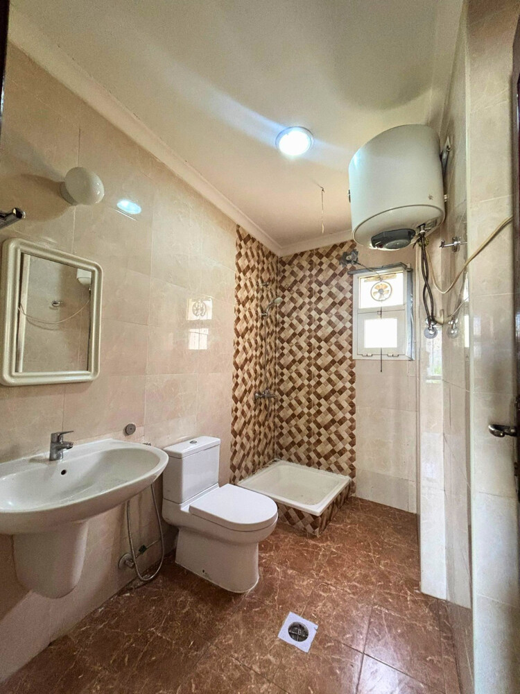 3 bhk apartment for rent !! - 3