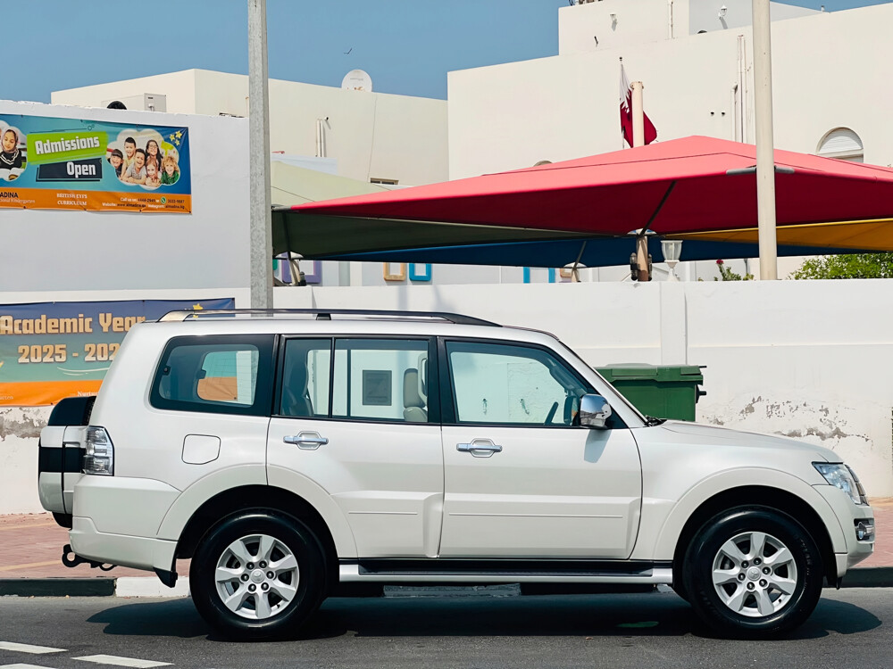 MITSUBISHI PAJERO 2022  - 1