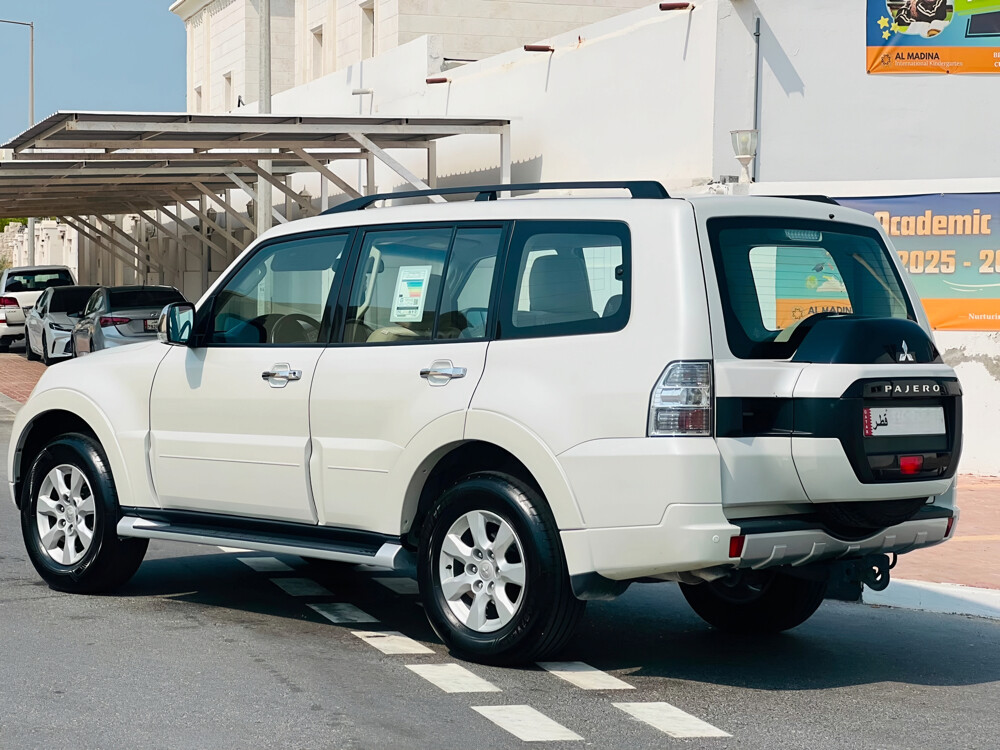 MITSUBISHI PAJERO 2022  - 8