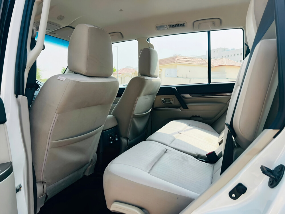 MITSUBISHI PAJERO 2022  - 10